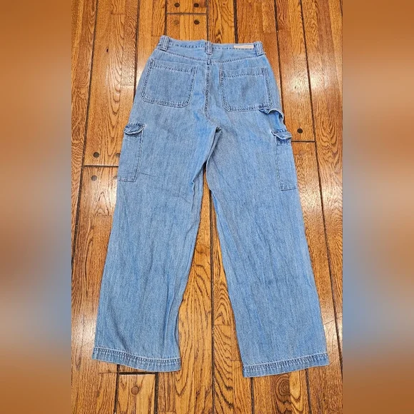 CELLO Women’s Cargo Jeans – Size 9 – 100% Cotton – Light Wash - Picture 2 of 11